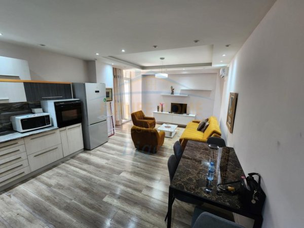 Tirane, jepet me qera apartament 2+1 Kati 2, 85 m² 600 € (Residenca Kodra e Djellit 1)