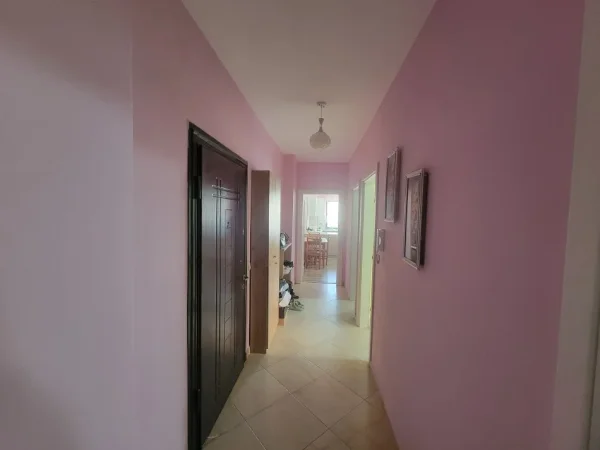 Tirane, shitet 2+1+Ballkon Kati 5, 98 m² 148.000 € (Teodor Keko Astir)