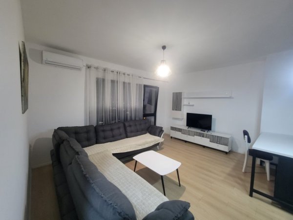 Tirane, jepet me qera apartament 1+1 Kati 10, 70 m² 570 € (Rruga Dibres)