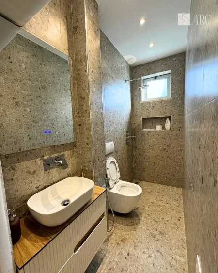 Tirane, shitet garsoniere e sapo-investuar, Kati 1, 50 m² 200.000 € (Rruga Sulejman delvina, Sheshi Wilson) PERFEKTE PER INVESTIM