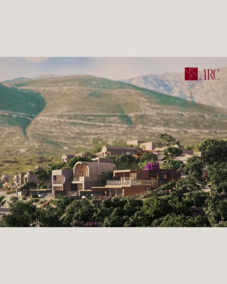 Shitet Vilë Elitare Në Green Coast Village, Palasë
