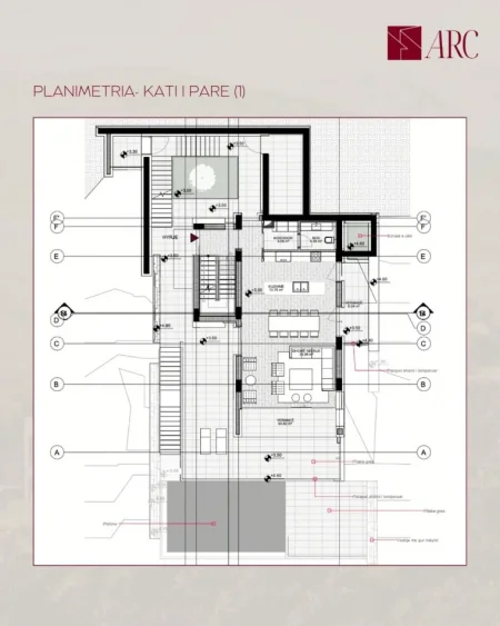 Shitet Vilë Moderne 3-Kateshe Në Green Coast Village