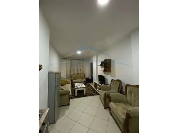 Tirane, shitet apartament 1+1+Ballkon Kati 6, 53 m² 75.000 € (Kthesa e Kamzes)