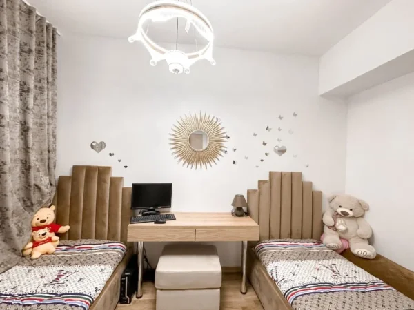 Tirane, jepet me qera apartament 3+1+Ballkon Kati 4, 124 m² 265.000 € (Shitet apartament 3+1+2+garazhd te Kopshti Botanik)