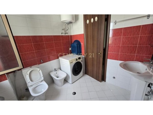 Tirane, jepet me qera apartament 1+1 Kati 6, 55 m² 430 € (Yzberish.)