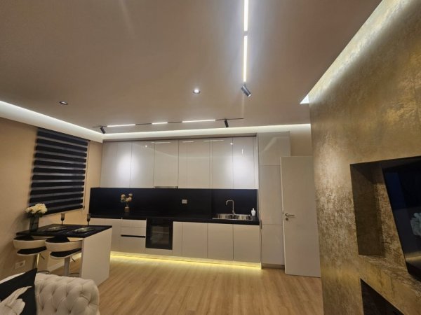 Tirane, shitet 2+1 Kati 3, 107 m² 275.000 € (rruga tefta tashko)