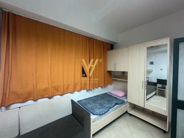 Tirane, jepet me qera garsonier 1+1 Kati 1, 30 m² 300 € (21 DHJETORI)