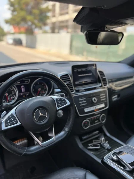 Tirane, shitet ose nderrohet me Apartament SUV | Fuoristrad | Xhip Mercedes Benz GLE 350 D 4 Matic Coupe (kupe) 2019, 52.000 km, 50.000 Euro Nafte, e zeze automatik Klima