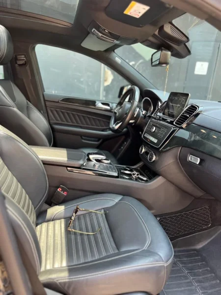 Tirane, shitet ose nderrohet me Apartament SUV | Fuoristrad | Xhip Mercedes Benz GLE 350 D 4 Matic Coupe (kupe) 2019, 52.000 km, 50.000 Euro Nafte, e zeze automatik Klima