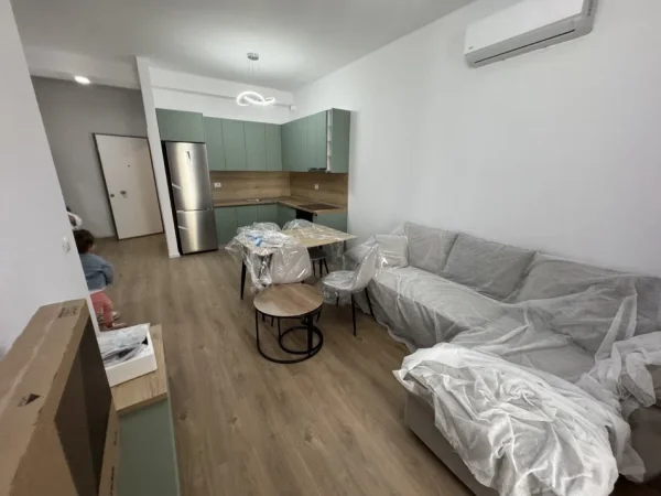 Tirane, jepet me qera apartament 2+1 Kati 5, 100 m² 550 € (Pasho hysa)
