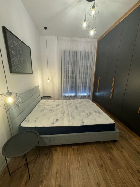Tirane, jepet me qera apartament 1+1+Ballkon Kati 5, 73 m² 700 € (Delijorgji)
