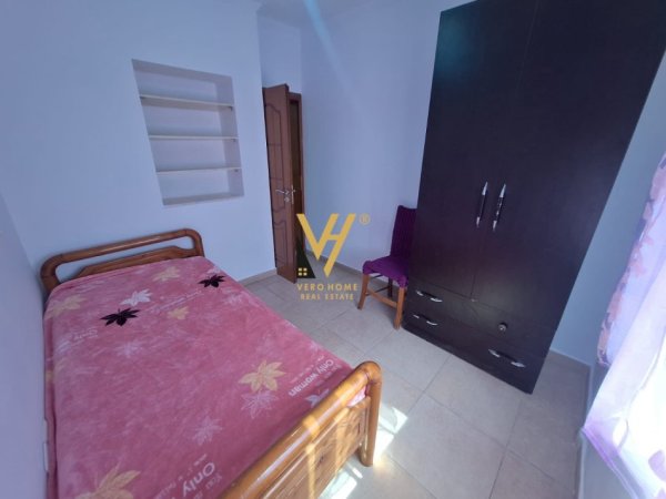 Tirane, jepet me qera apartament 2+1+Ballkon Kati 4, 60 m² 470 € (RRUGA FORTUZI)