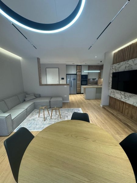 Tirane, jepet me qera apartament 2+1 , 90 m² 1.300 € (Delijorgji)
