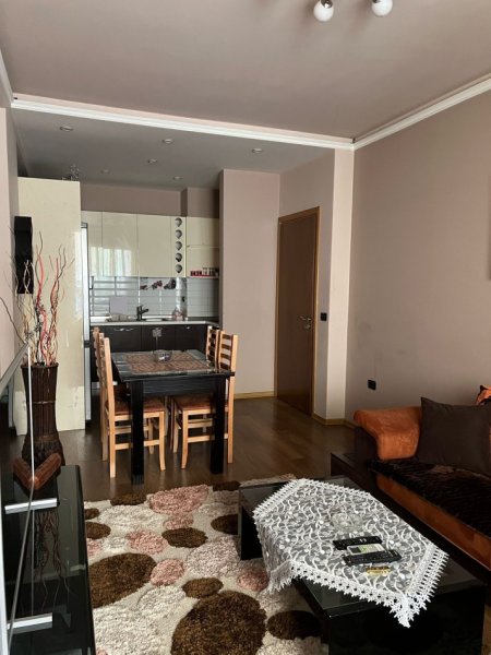 Tirane, jepet me qera apartament 1+1+Aneks+Ballkon Kati 3, 70 m² 350 € (fresk)