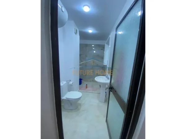 Tirane, shitet apartament 2+1+Ballkon Kati 2, 113 m² 240.000 € (Square 21)