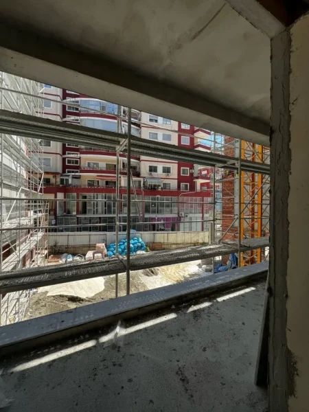 Tirane, shitet apartament 2+1+Ballkon Kati 4, 103 m² 113.000 € (Rruga Lidhja Prizerenit)