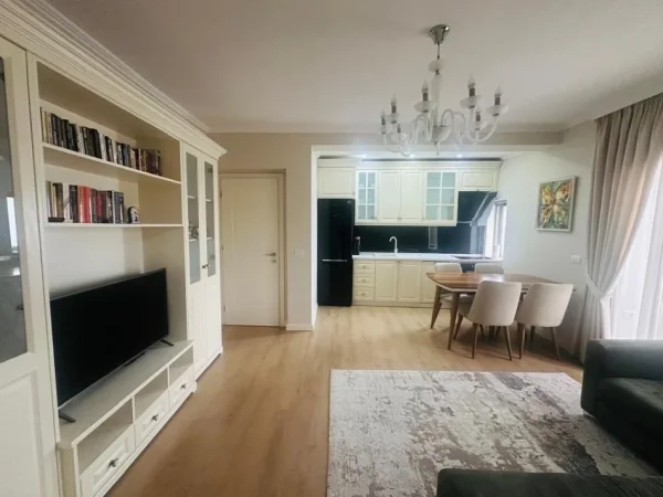 Tirane, jepet me qera apartament 2+1+Aneks+Ballkon Kati 5, 85 m² 650 € (sheshi willson)
