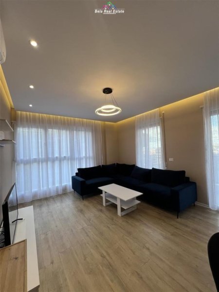 Tirane, jepet me qera apartament 1+1+Ballkon Kati 6, 70 m² 600 € (Don Bosko, Trio Tower Residence)