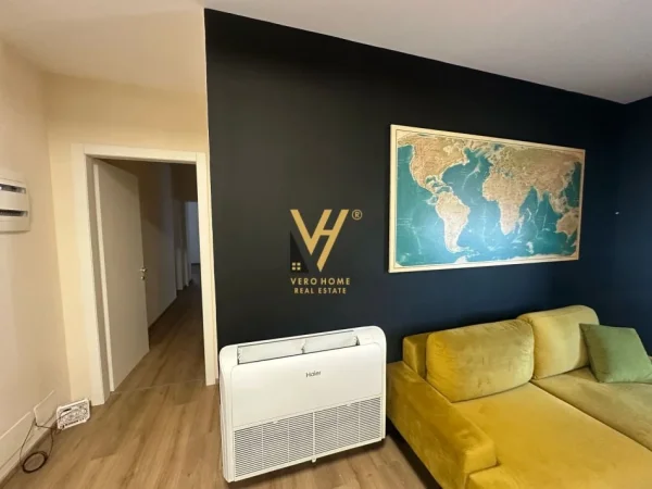 Tirane, jepet me qera zyre Kati 7, 150 m² 2.500 € (RRUGA E DURRESIT)