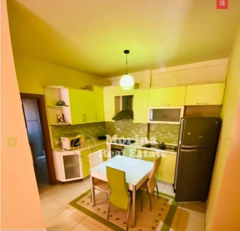 Tirane, jepet me qera apartament 1+1 Kati 1, 65 m² 400 € (Komuna e Parisit)
