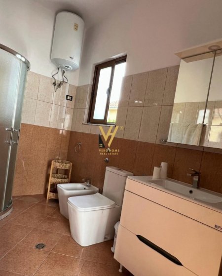 Tirane, jepet me qera apartament 2+1+Ballkon Kati 2, 90 m² 450 € (SIRI KODRA)