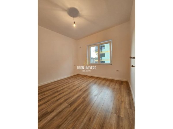 Tirane, shitet apartament 1+1 Kati 5, 44 m² 106.000 € (Mozaiku i Tiranës, pranë Zogut të Zi)
