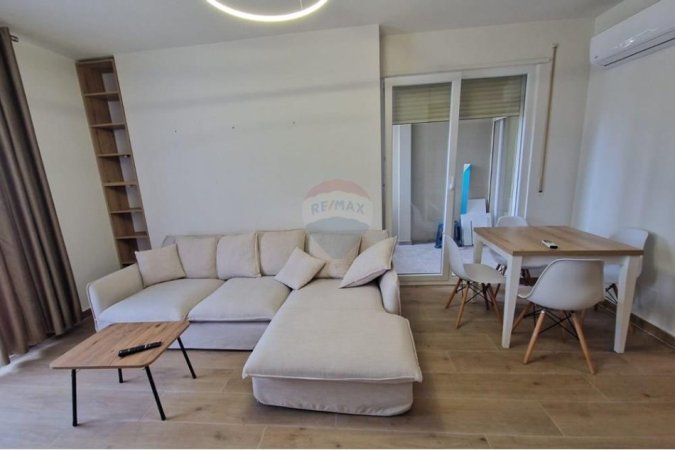 Tirane, shitet apartament 1+1+Aneks+Ballkon Kati 4, 70 m² 124.900 € (Tirana Golden Park)