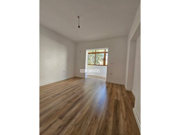 Tirane, shitet apartament 1+1 Kati 5, 42 m² 106.000 € (Mozaiku i Tiranës –pranë Zogut të Zi)