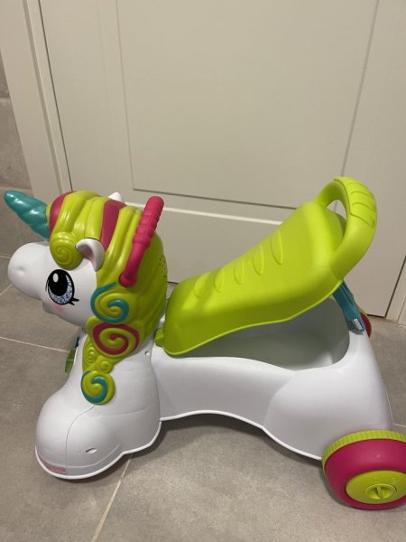 Tirane, ofroj Ride on baby unicorn 55 €