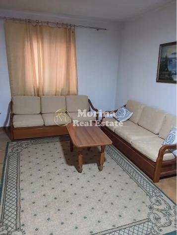 Tirane, jepet me qera apartament 1+1 Kati 1, 60 m² 330 € (Xhamllik)