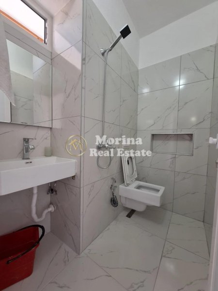 Tirane, jepet me qera apartament 1+1 Kati 3, 65 m² 400 € (Bulevardi Ri/st.Trenit)