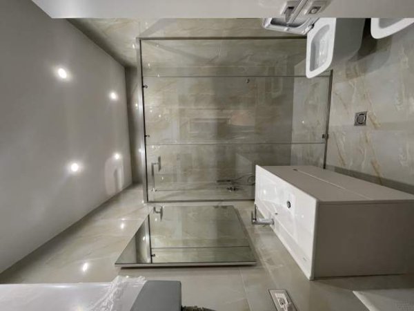 Tirane, jepet me qera apartament 2+1+A+BLK Kati 2, 115 m² 1.100 Euro (Liqeni i Thate)