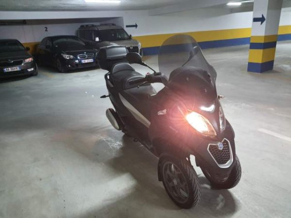 Tirane, shitet Piaggio Mp3 300ie Business Viti 2016, 4.200 Euro