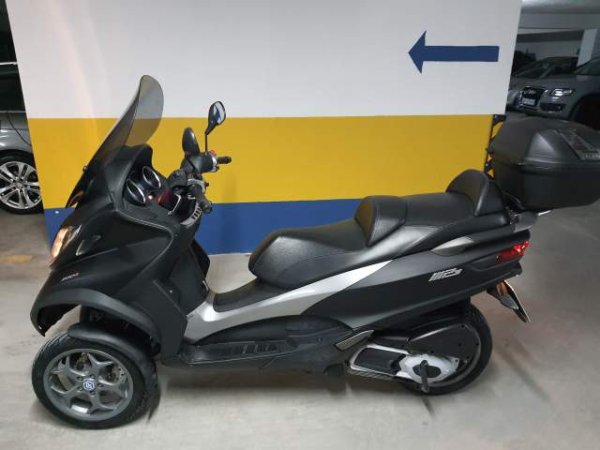 Tirane, shitet Piaggio Mp3 300ie Business Viti 2016, 4.200 Euro