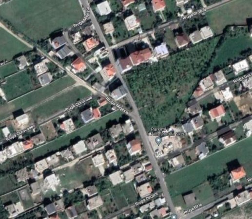 Tirane, shes truall 1.600 m² 62.000 Euro (Rruga Miqesia, Kamez)