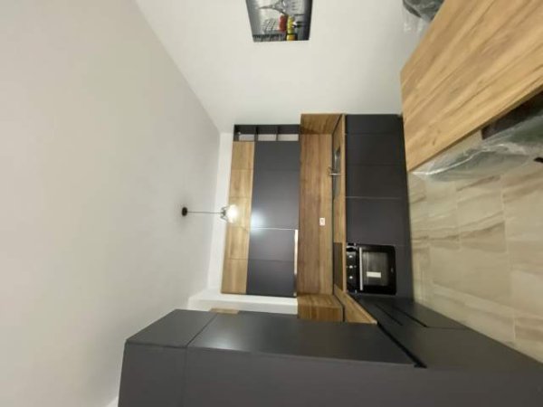 Tirane, jepet  apartament me qera Oasis Kati 6, 79 m² 400 Euro