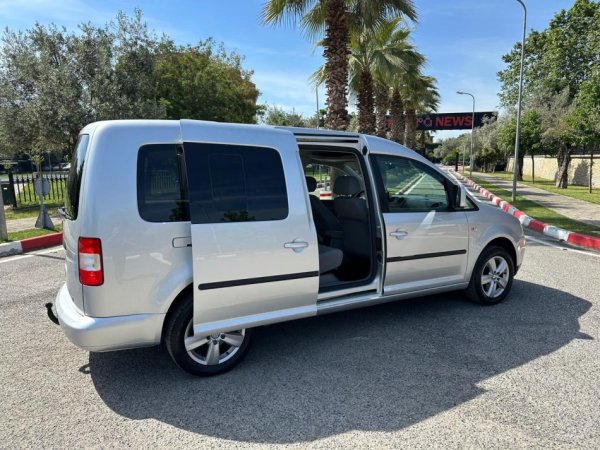 Tirane, shes makine VW CADDY MAX 1.9 Nafte, gri metalizato manuale Klima 225.000 km