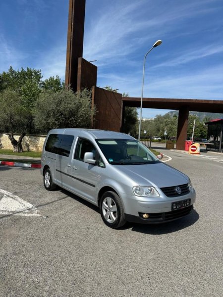 Tirane, shes makine VW CADDY MAX 1.9 Nafte, gri metalizato manuale Klima 225.000 km