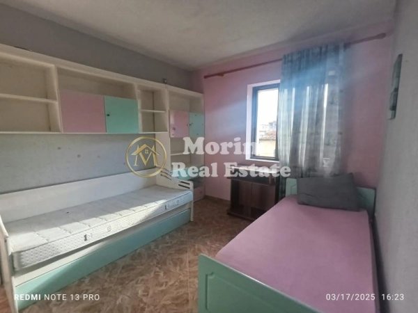 Tirane, jepet me qera shtepi 3+1 Kati 3, 100 m² 500 € (Xhamlliku)
