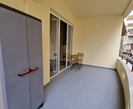 Tirane, jepet me qera apartament 1+1+Ballkon Kati 2, 50 m² 600 € (Pranë Kopshtit Zoologjik)