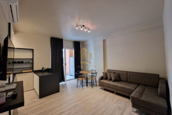 Tirane, jepet me qera apartament 1+1+Ballkon Kati 2, 65 m² 700 € (Pranë Kopshtit Zoologjik)