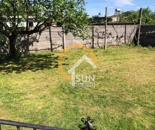 Shkoder, shitet 2+1 Kati 0, 1.070 m² (GRUDE E RE)