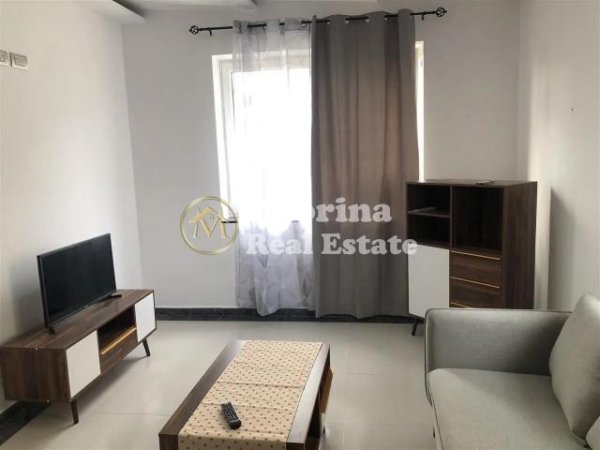 Tirane, jepet me qera apartament 2+1 Kati 1, 85 m² 500 € (Brryli)