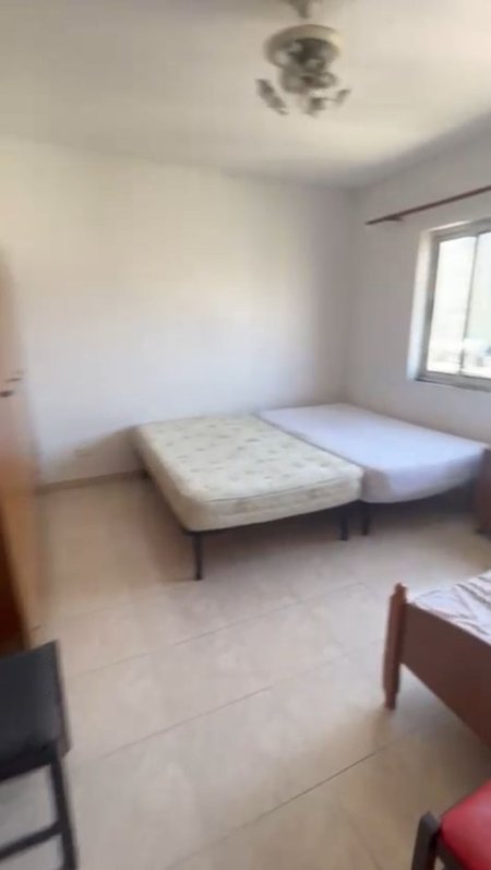 Tirane, jepet me qera apartament 1+1 Kati 5, 54 m² 350 € (Brryli)