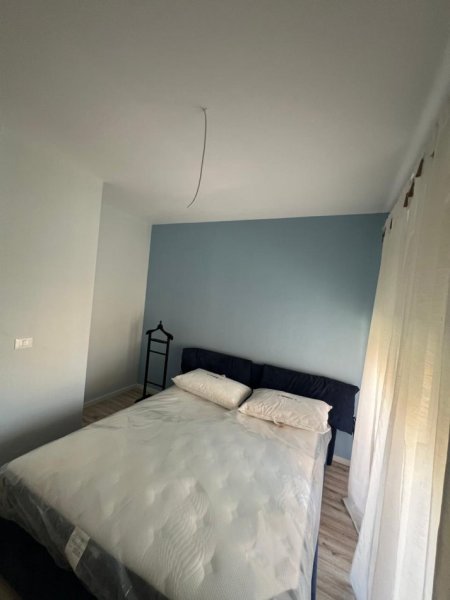 Tirane, jepet me qera apartament 1+1+Ballkon Kati 1, 67 m² 600 € (ali demi)