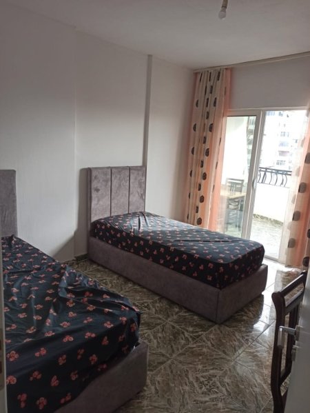 Tirane, jepet me qera apartament 2+1+Ballkon Kati 7, 100 m² 550 € (Don Bosko)
