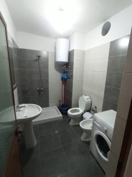 Tirane, jepet me qera apartament 2+1+Ballkon Kati 7, 100 m² 550 € (Don Bosko)