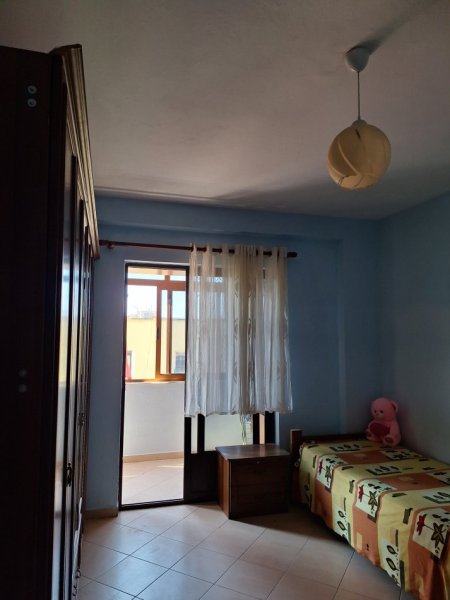Tirane, jepet me qera apartament 1+1+Aneks+Ballkon Kati 9, 66 m² 350 € (Kahreman Ylli)