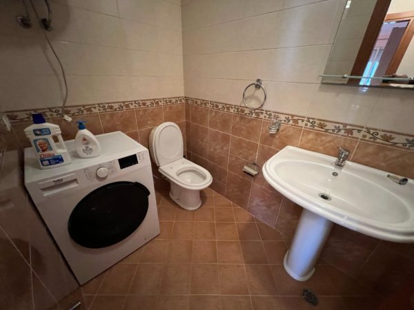Tirane, shitet apartament 2+1+Ballkon Kati 1, 113 m² 230.000 € (Don Bosko)