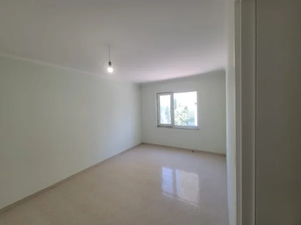 Tirane, jepet me qera apartament 2+1+Ballkon Kati 2, 100 m² 500 € (Dritan Hoxha)